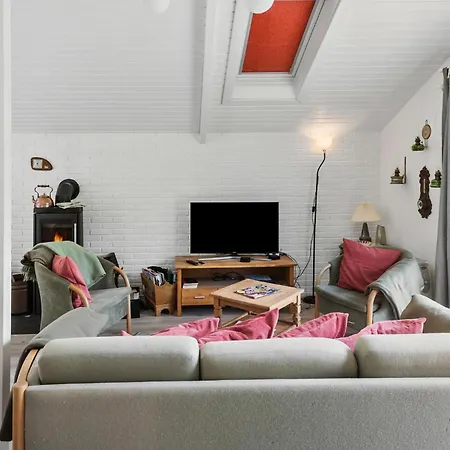 3 Bedroom Beautiful In Vaeggerlose *