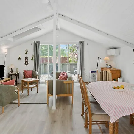 3 Bedroom Pet Friendly In Vaeggerlose